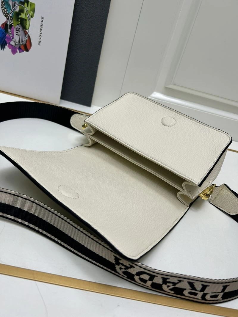 Prada Satchel Bags SmartChoice 82934