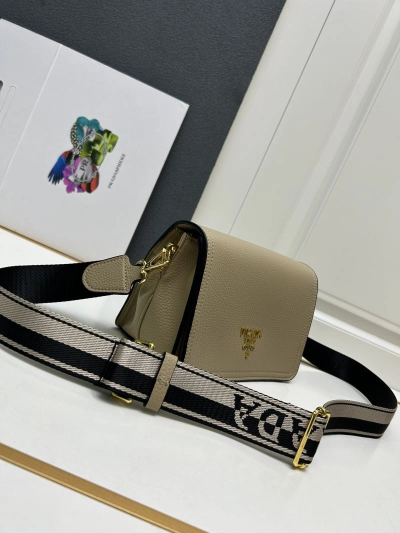 WellDesigned Prada Satchel Bags 82892