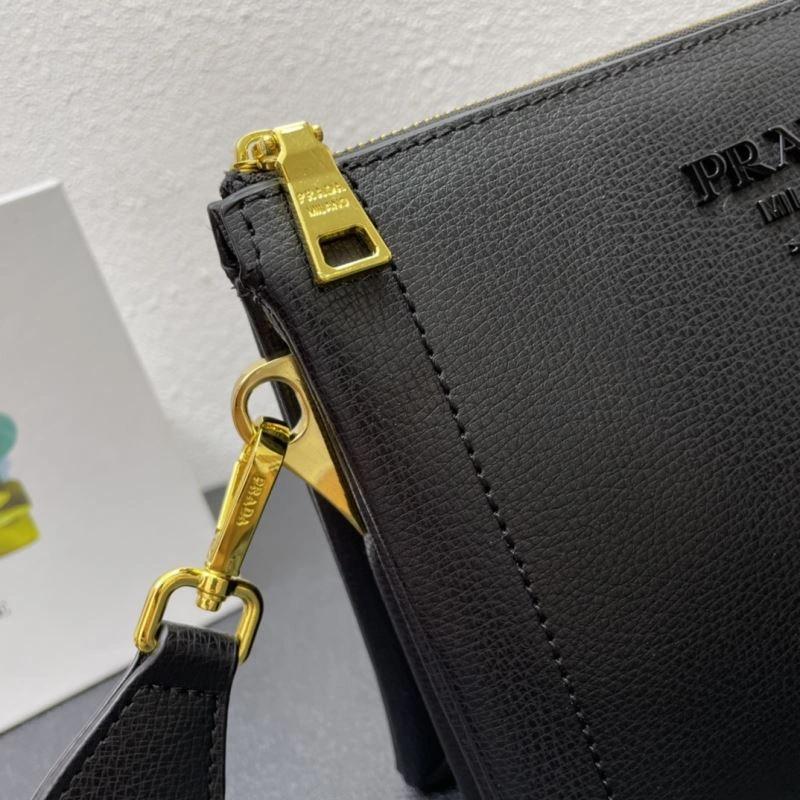 Chic Prada Satchel Bags 82890