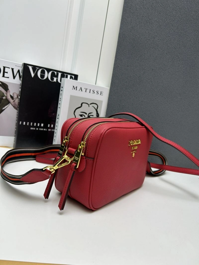 Timeless Prada Satchel Bags 82956