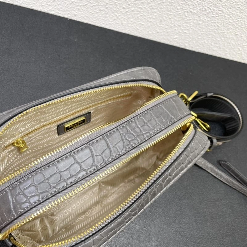 Minimalist Prada Satchel Bags 82850