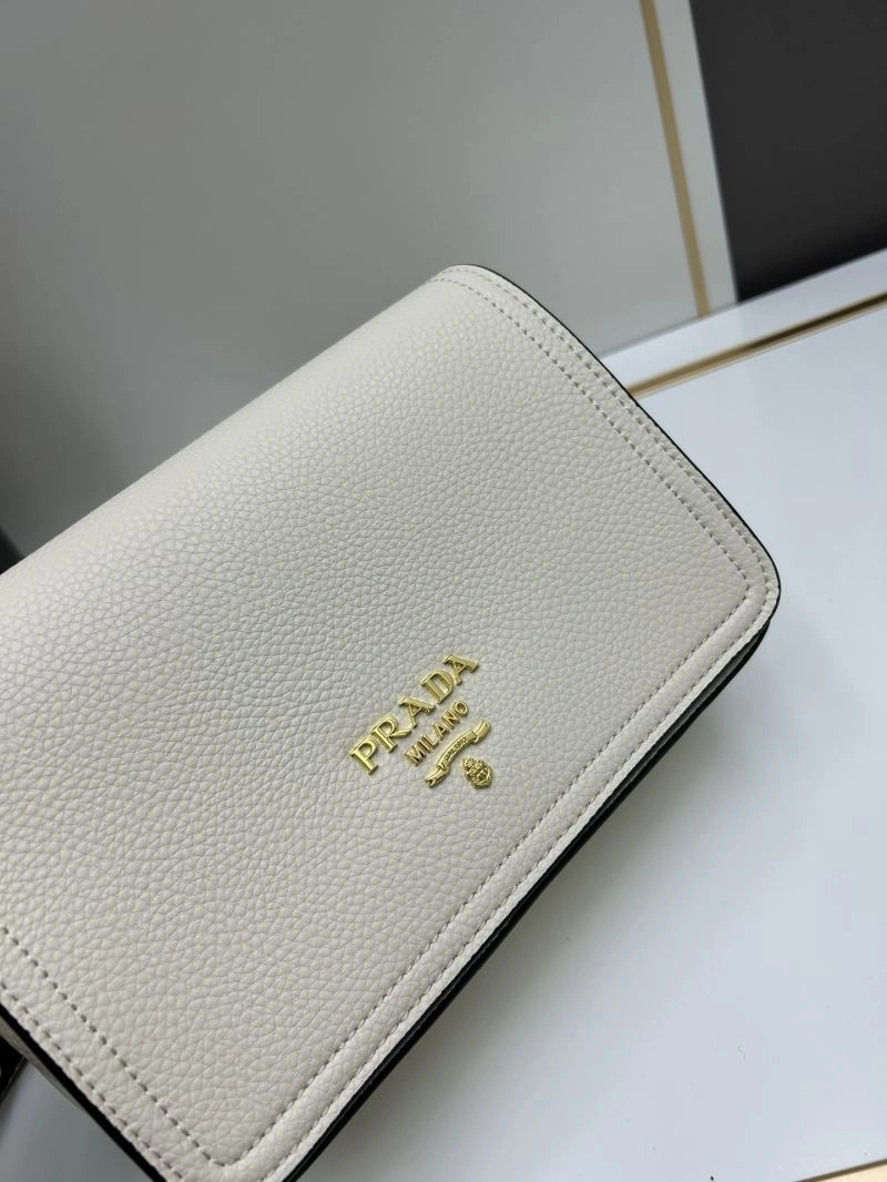 Prada Satchel Bags Versatile 82825