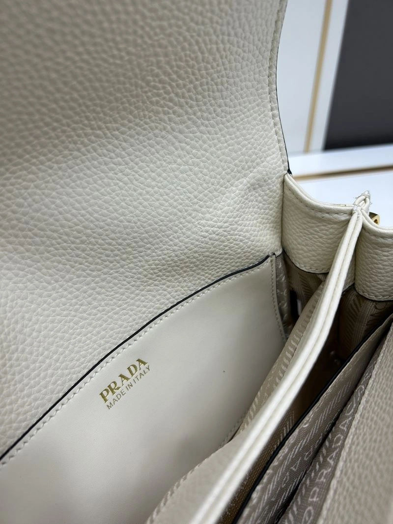 Prada Satchel Bags Versatile 82825