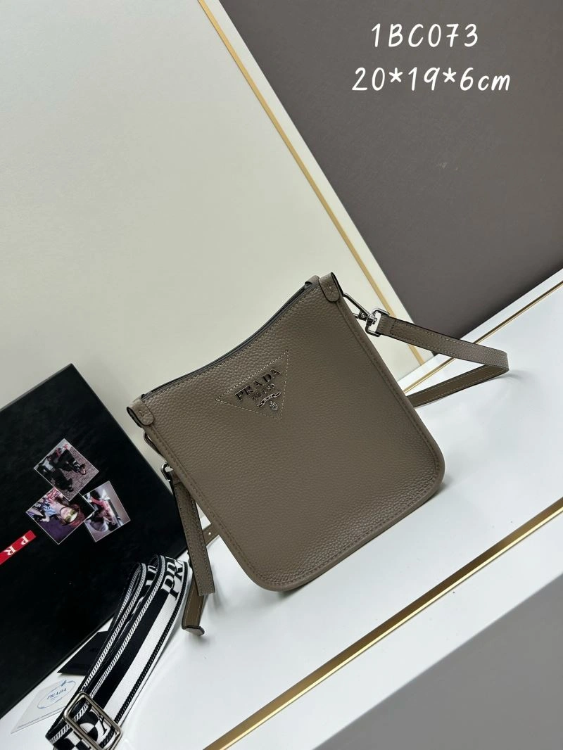 Snug Prada Satchel Bags 82811
