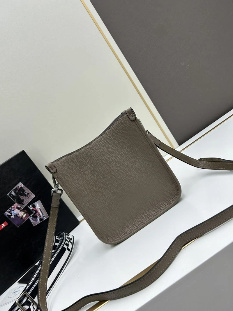 Snug Prada Satchel Bags 82811