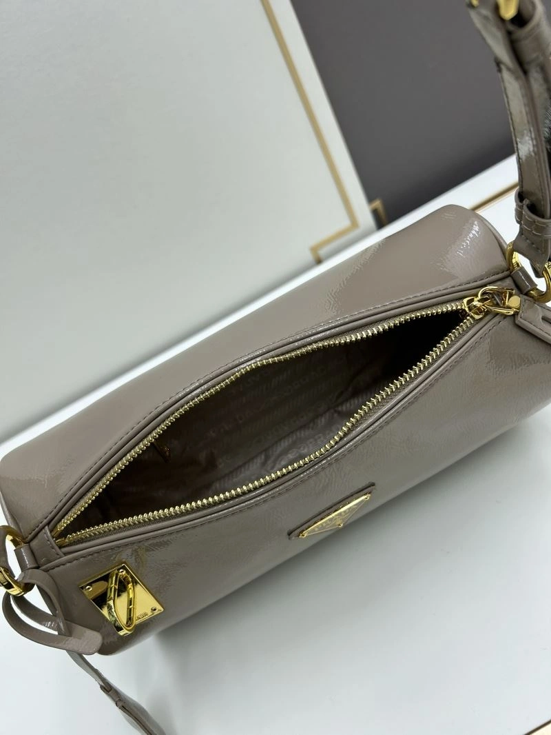 Supportive Prada Satchel Bags 82790