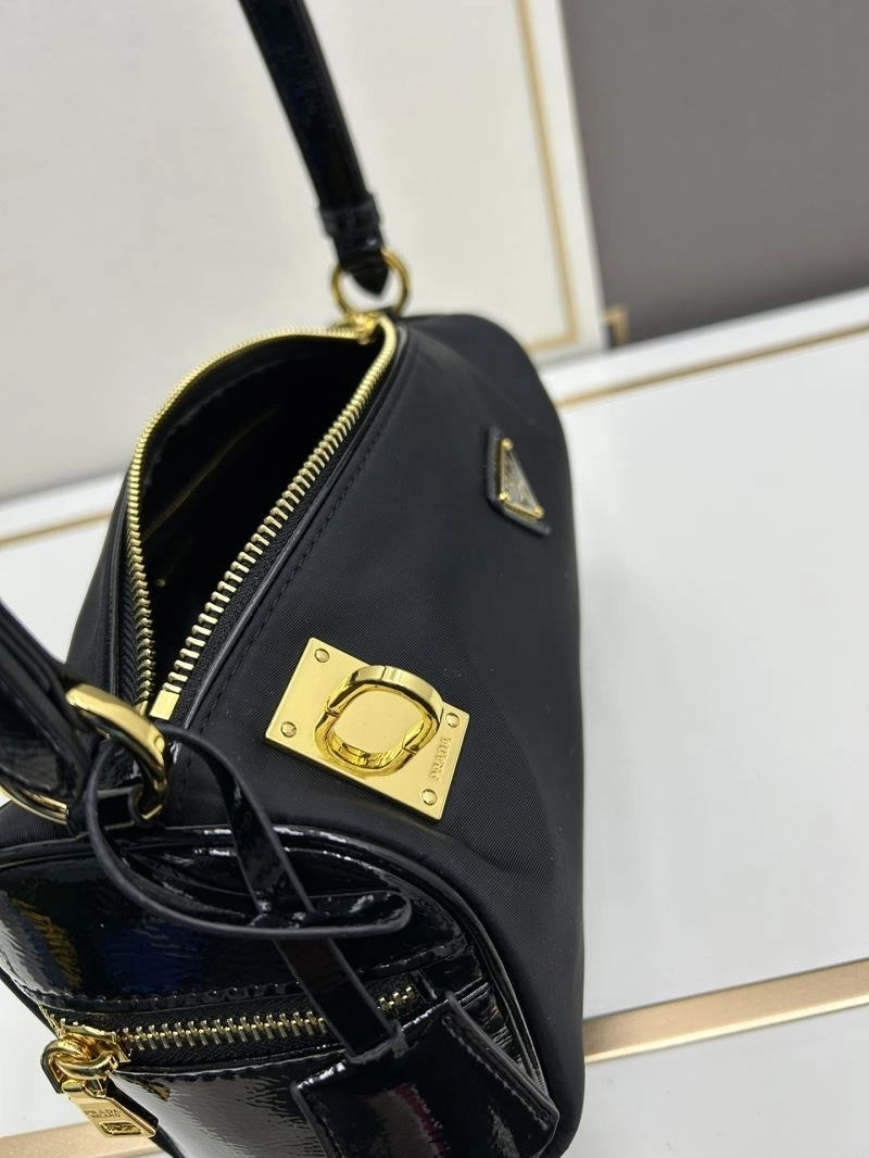 Effortless Prada Satchel Bags 82788