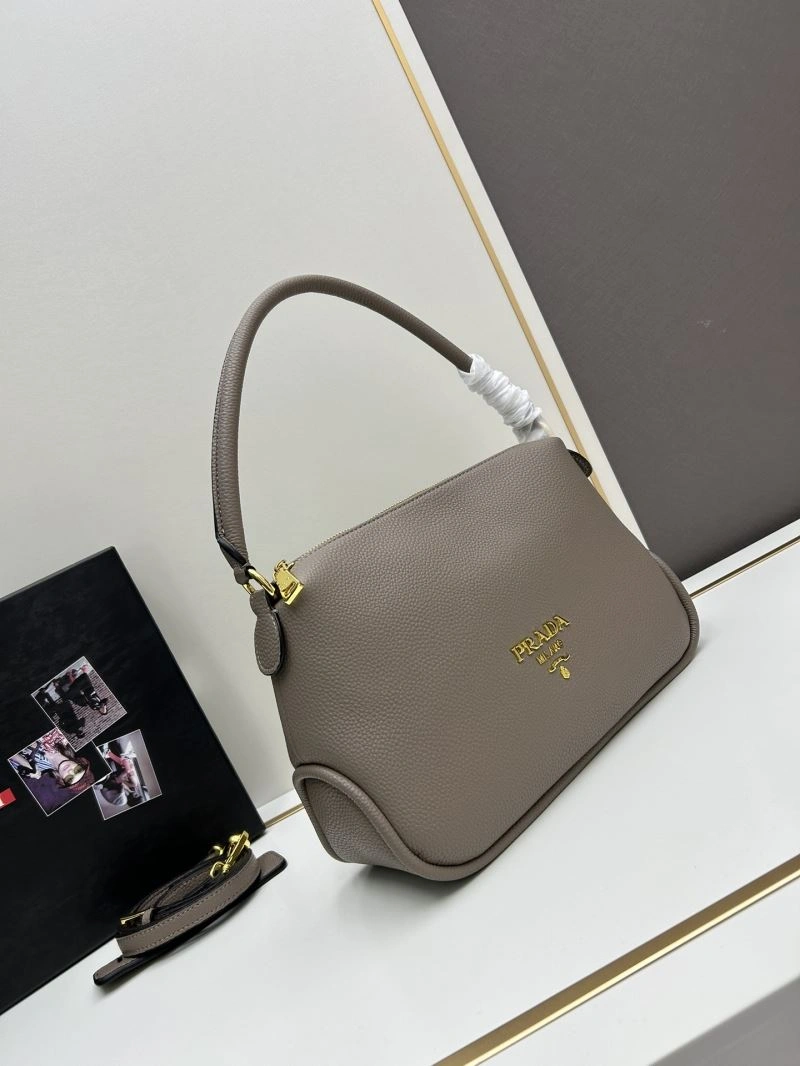 RelaxedFit Prada Satchel Bags 82784