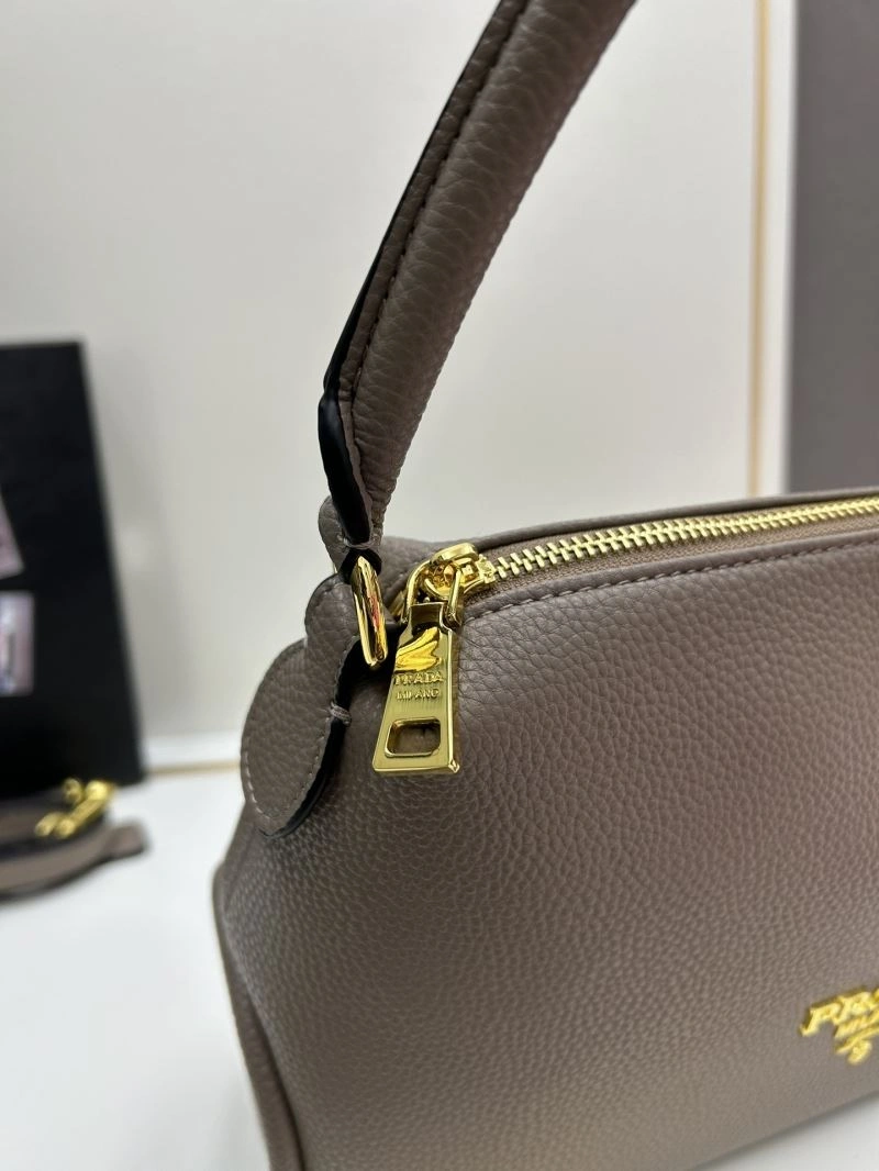 RelaxedFit Prada Satchel Bags 82784