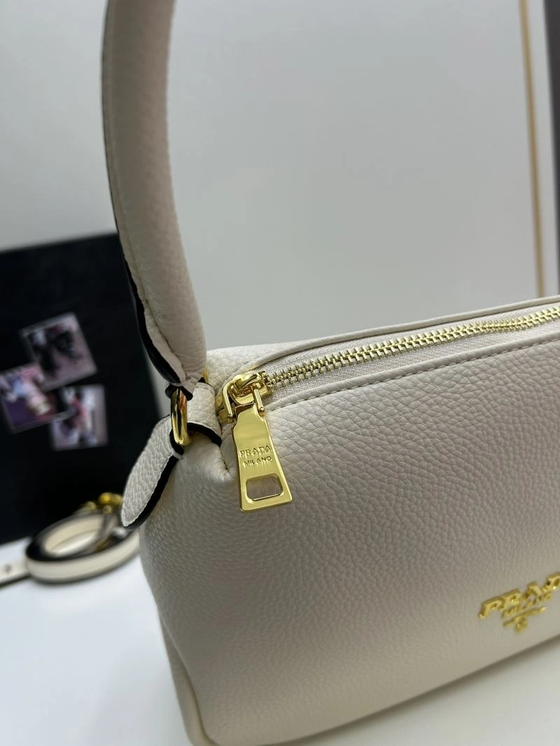 Prada Satchel Bags Durable 82822