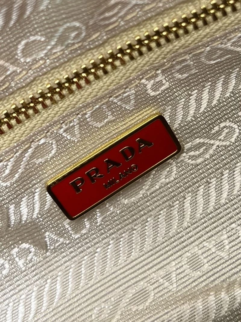 Prada Satchel Bags Supportive 82783