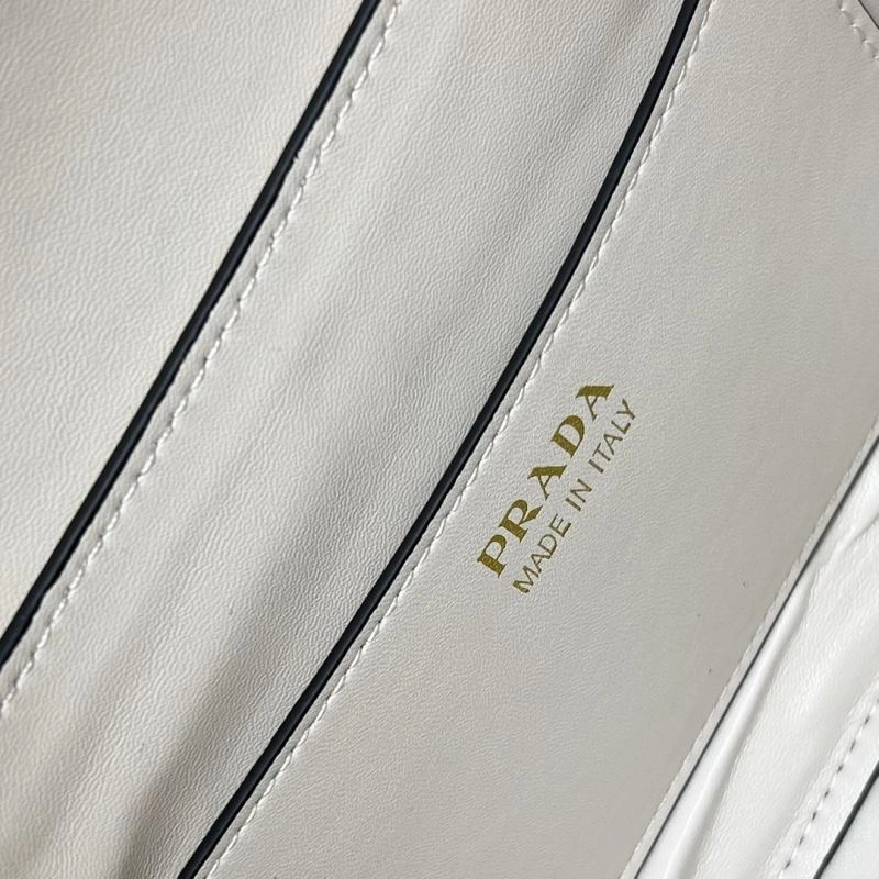 Prada Satchel Bags SmartChoice 82761