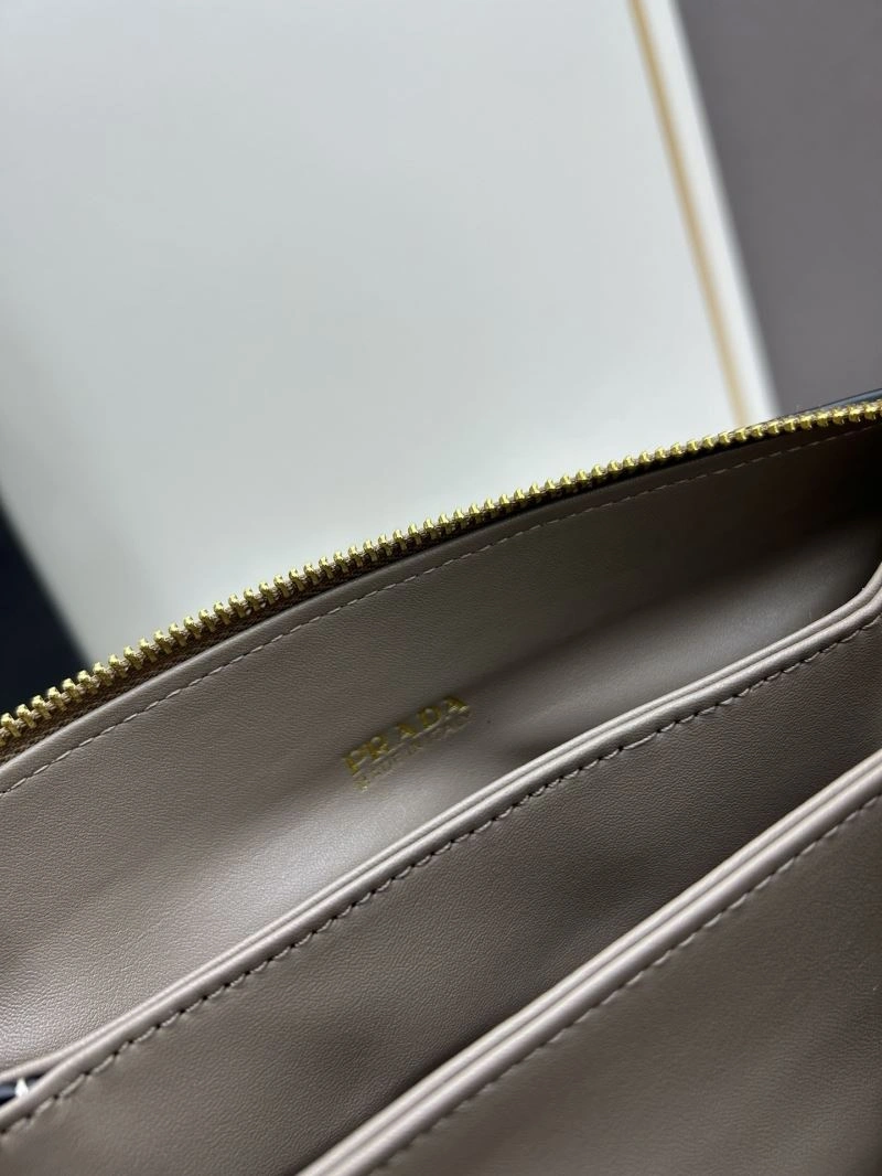 MoistureWicking Prada Satchel Bags 82782