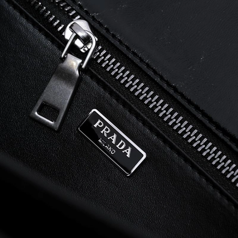 Prada Satchel Bags Versatile 88389