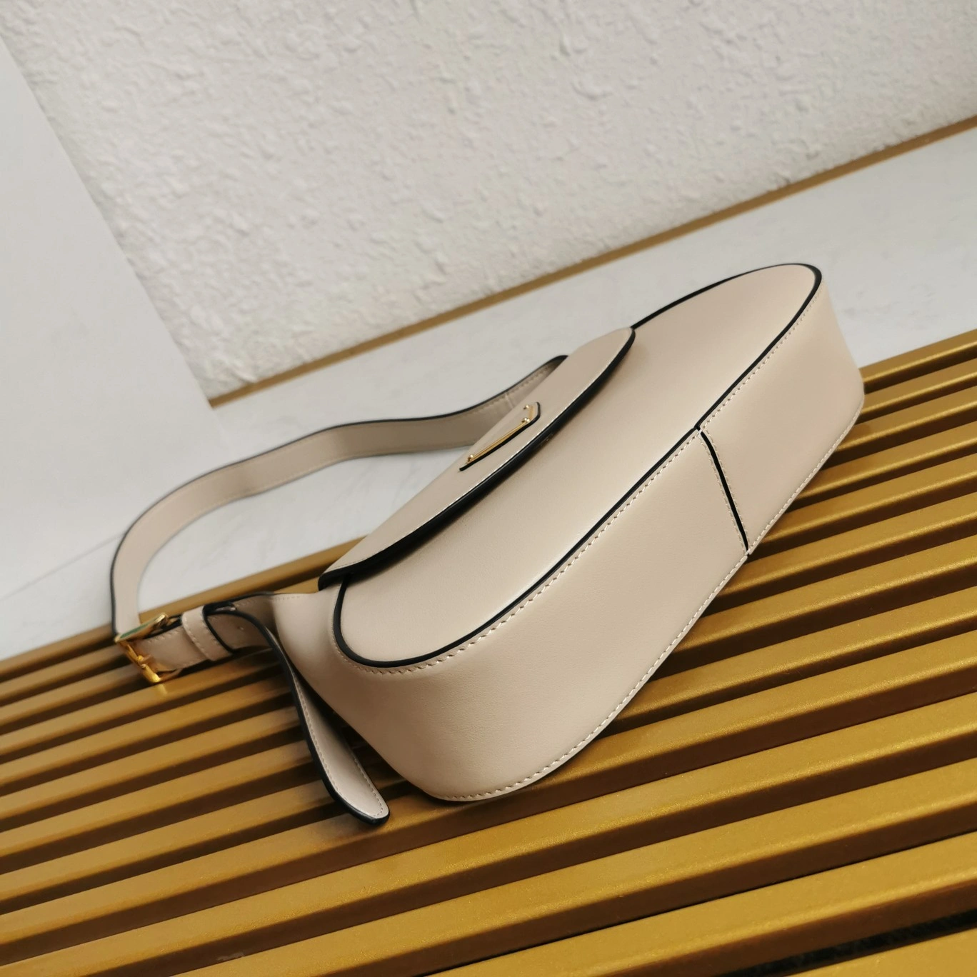 Prada Satchel Bags Unisex 73612