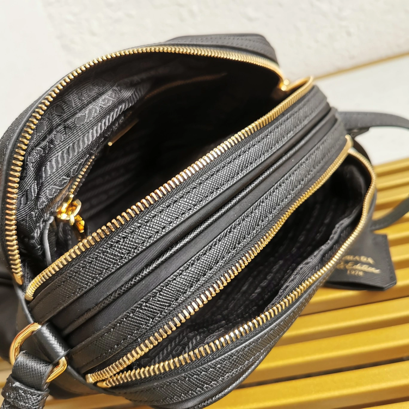 NewStyle Prada Satchel Bags 73604