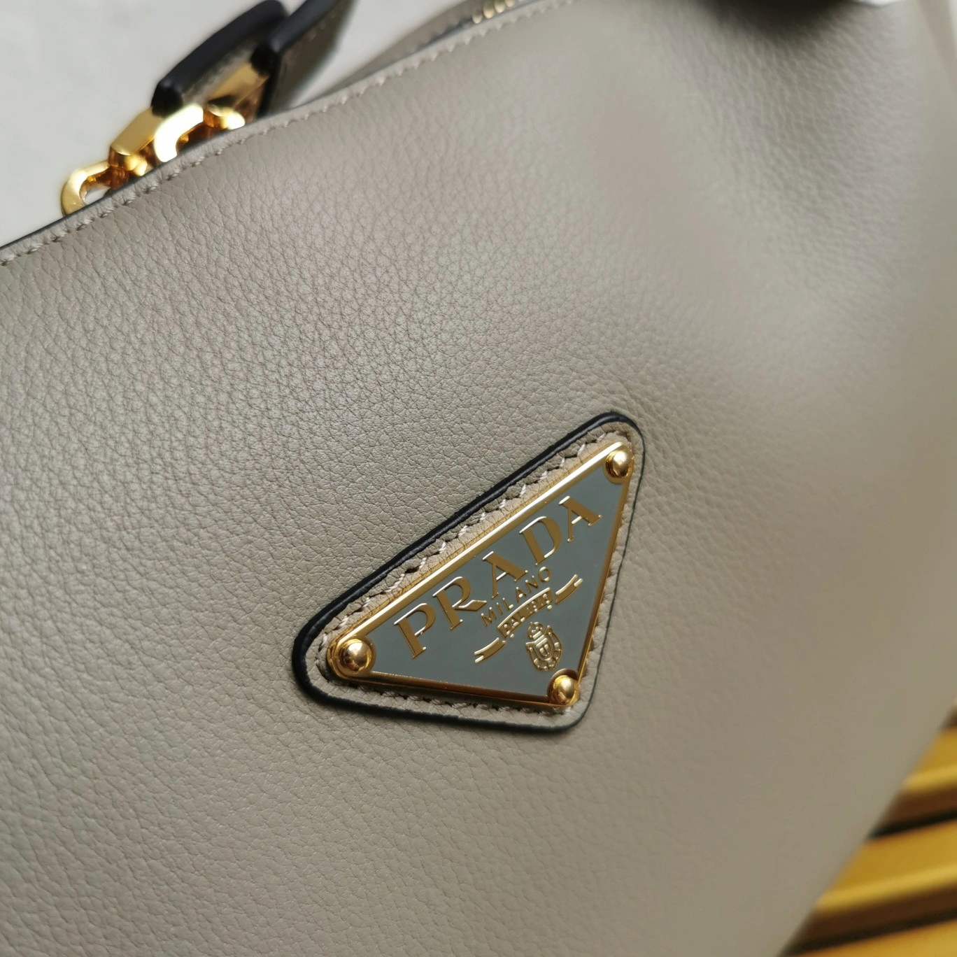Sophisticated Prada Satchel Bags 71580