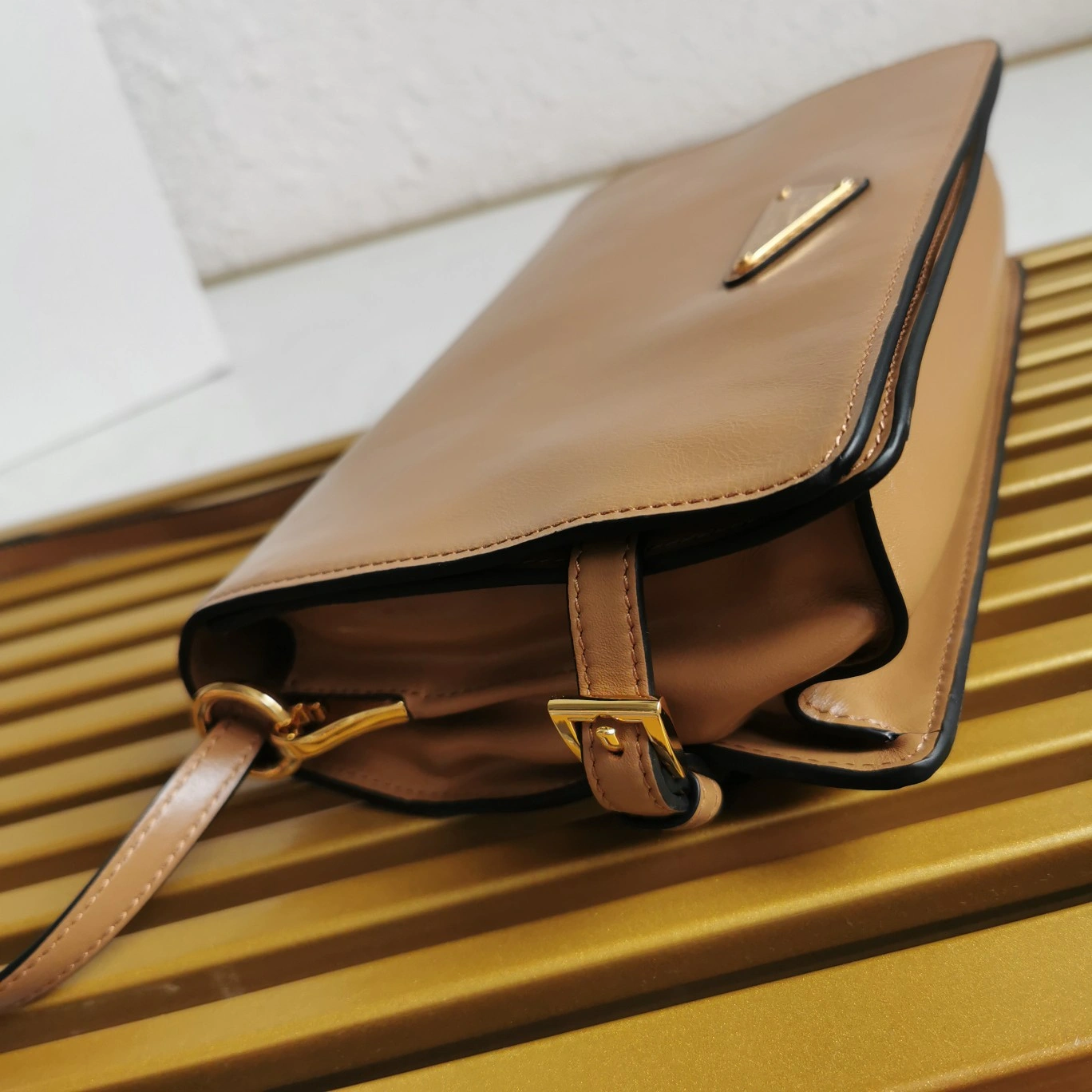 Prada Satchel Bags FreshLook 71618
