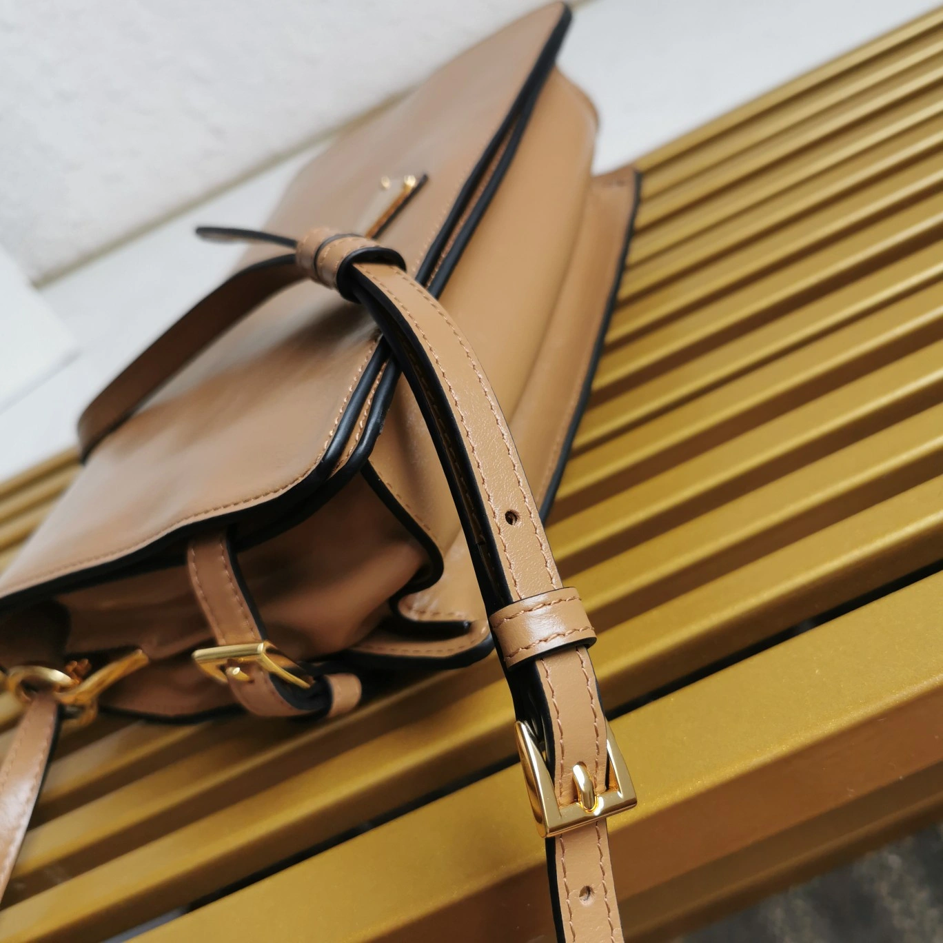 Prada Satchel Bags FreshLook 71618