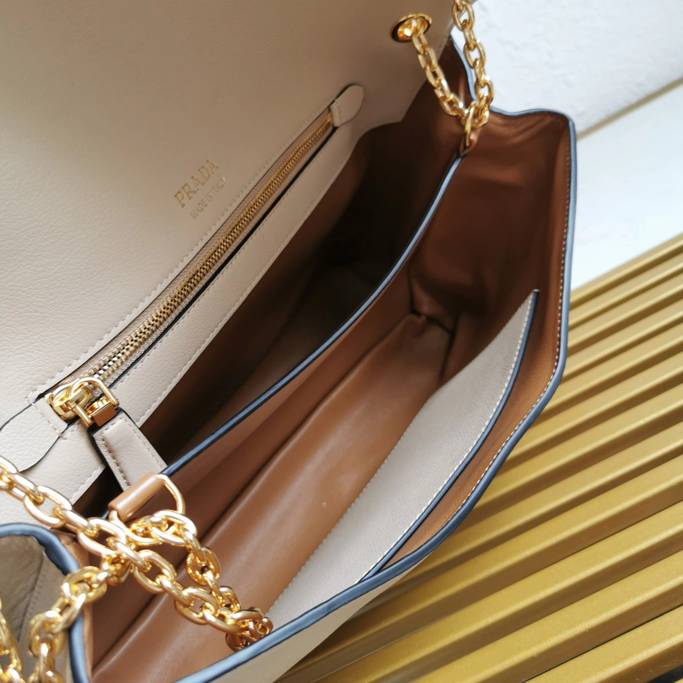 SunProtective Prada Satchel Bags 71570