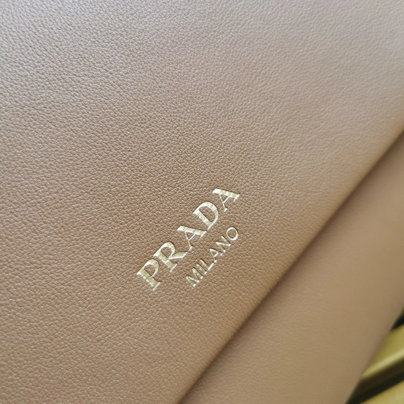 Prada Satchel Bags Reliable 71603