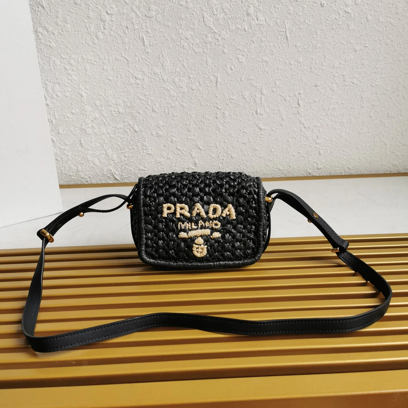 Neat Prada Satchel Bags 71564