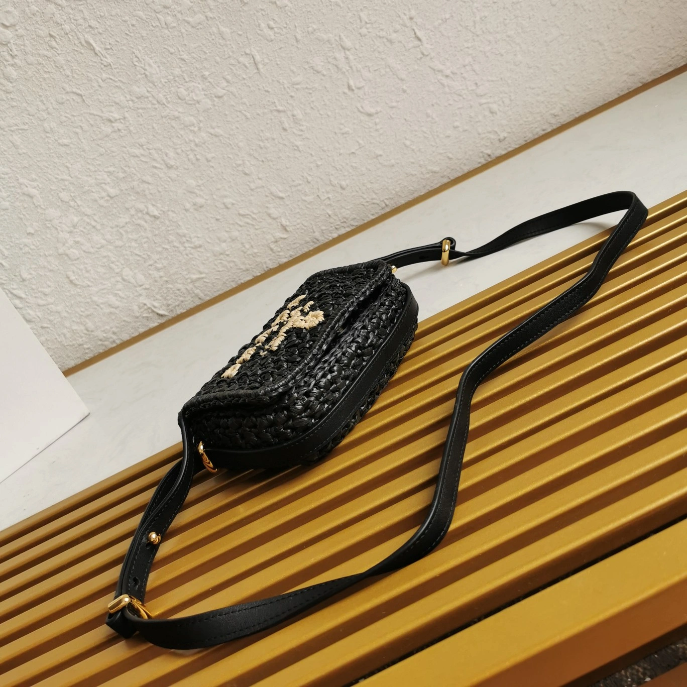 Neat Prada Satchel Bags 71564
