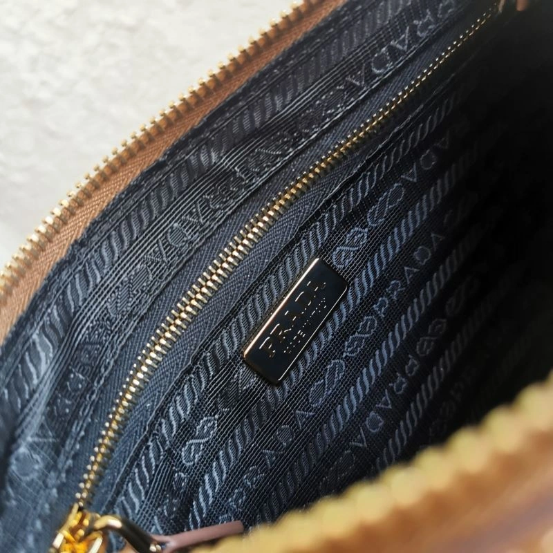 Prada Satchel Bags Refined 60699