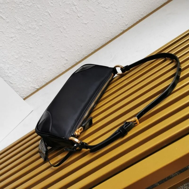 Minimalist Prada Satchel Bags 45109