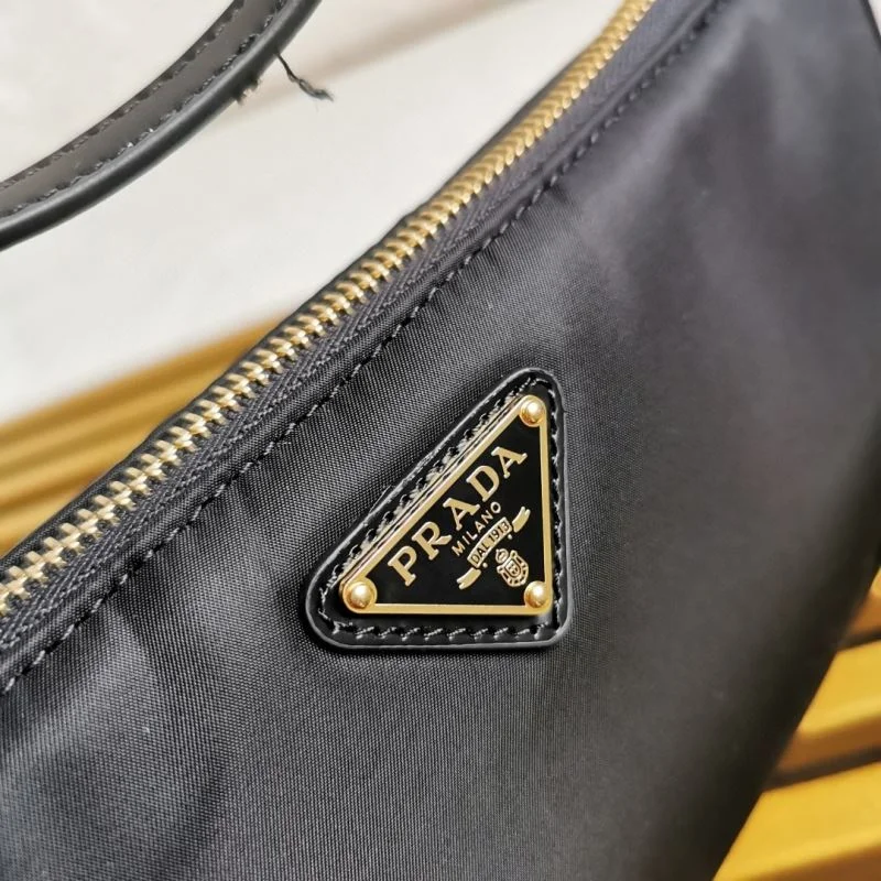 Minimalist Prada Satchel Bags 45109