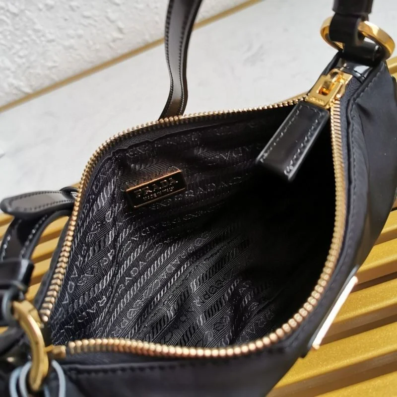 Minimalist Prada Satchel Bags 45109