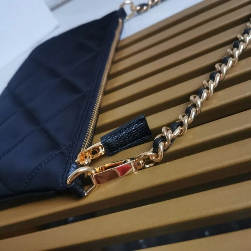 Resilient Prada Satchel Bags 45028