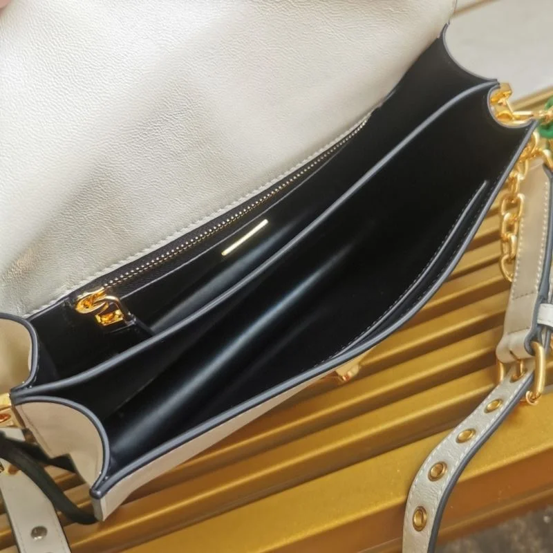 Prada Satchel Bags Comfortable 45015