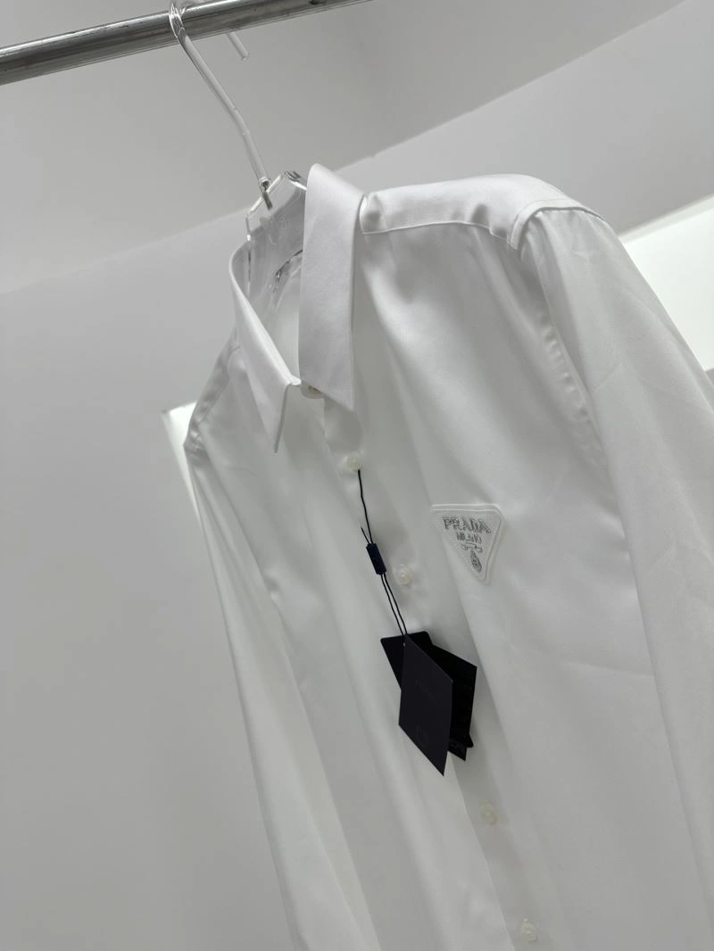 Prada Shirts Sleek 171586