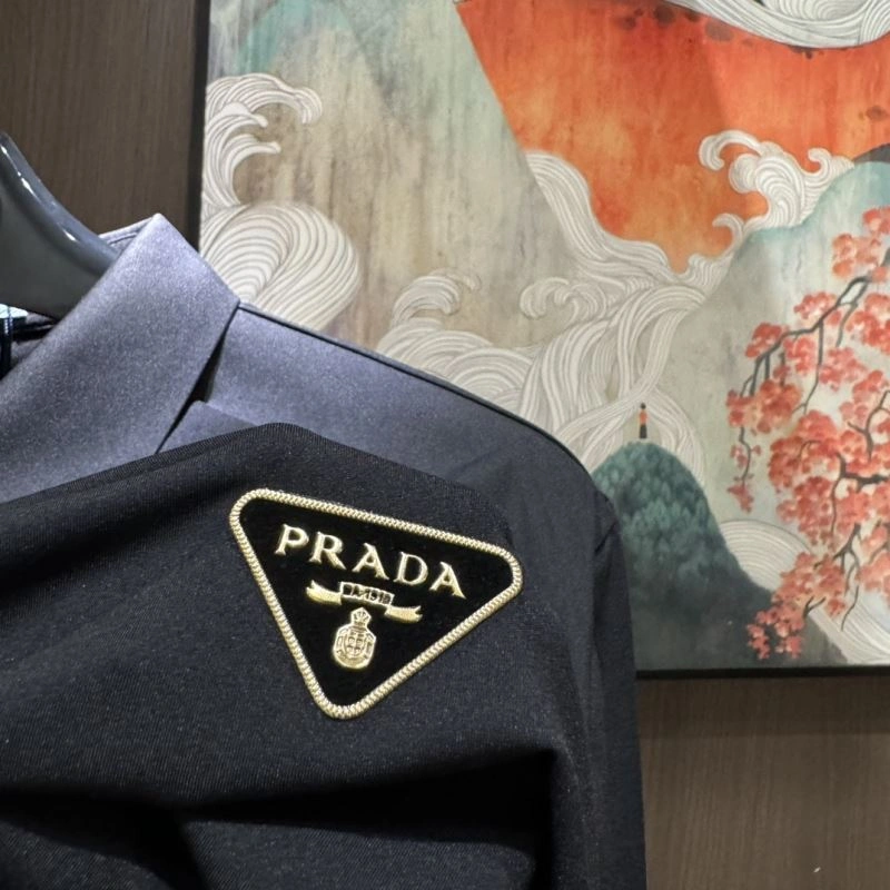 Prada Shirts Breathable 170887