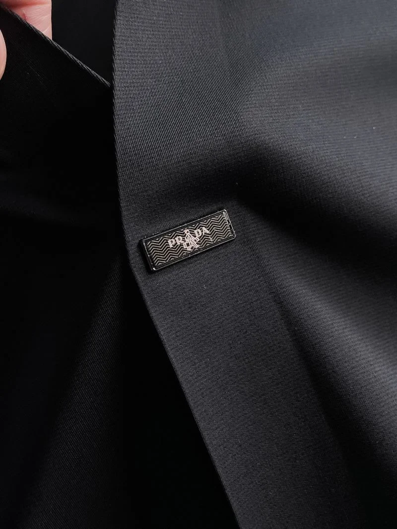 Prada Shirts Unisex 168013