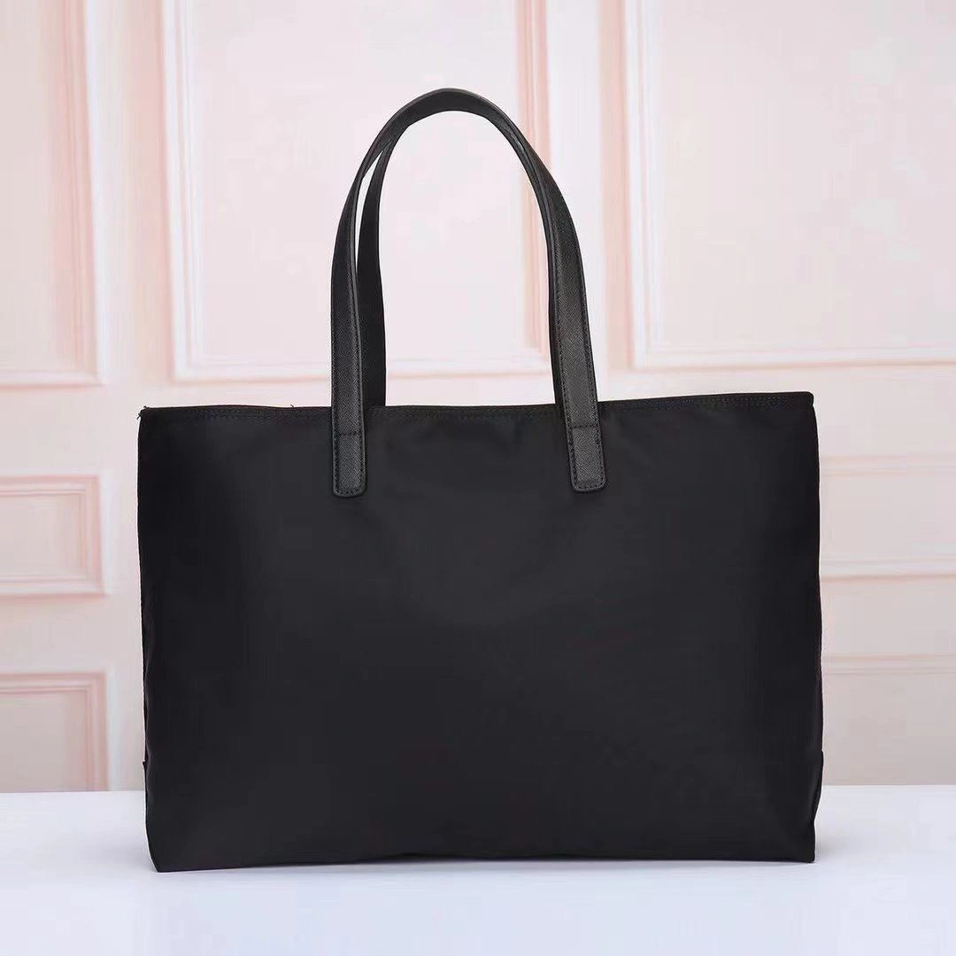 Seasonal Prada Shopping Bags 90614