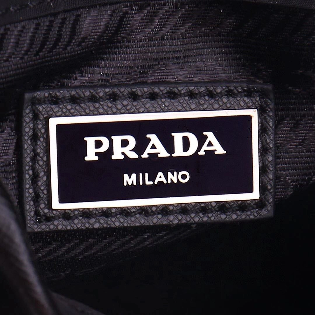 Prada Shopping Bags Snug 90613