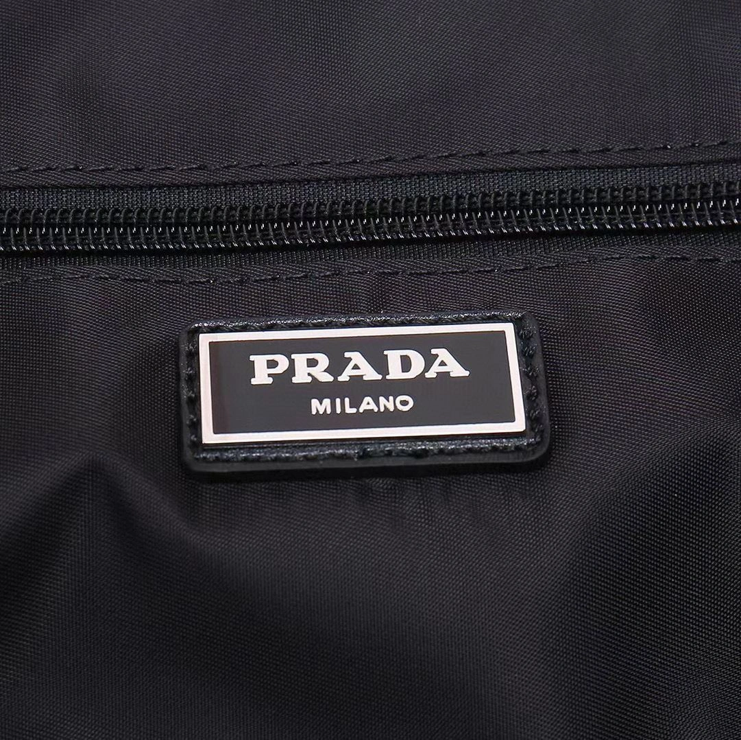 RelaxedFit Prada Shopping Bags 90660