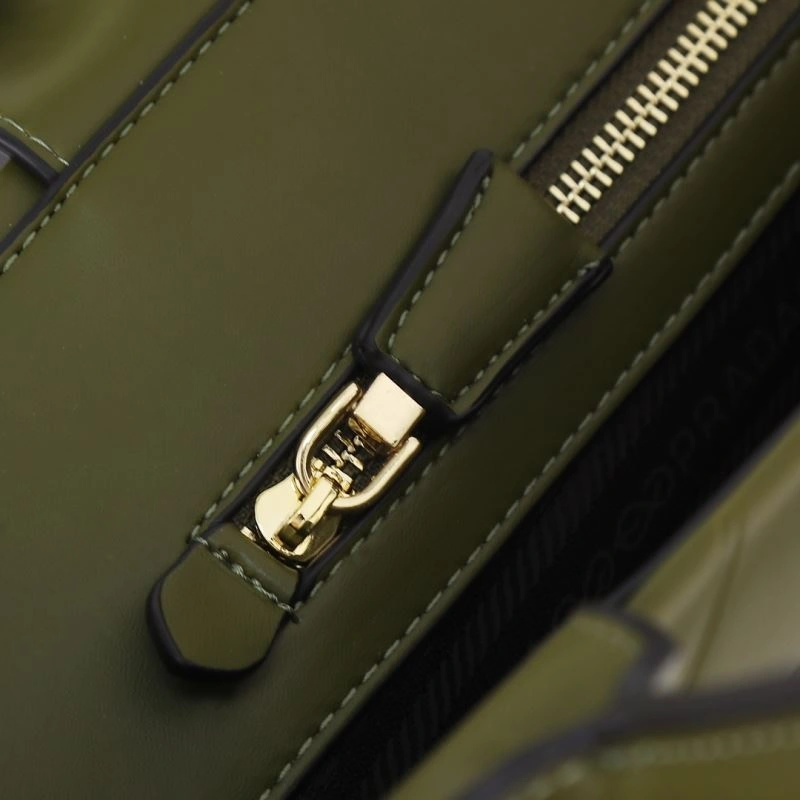 FlexibleFit Prada Shopping Bags 87144