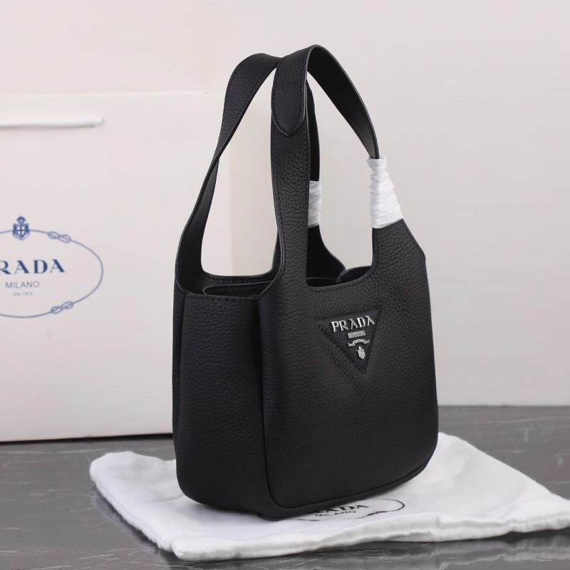 Prada Shopping Bags Effortless 87137