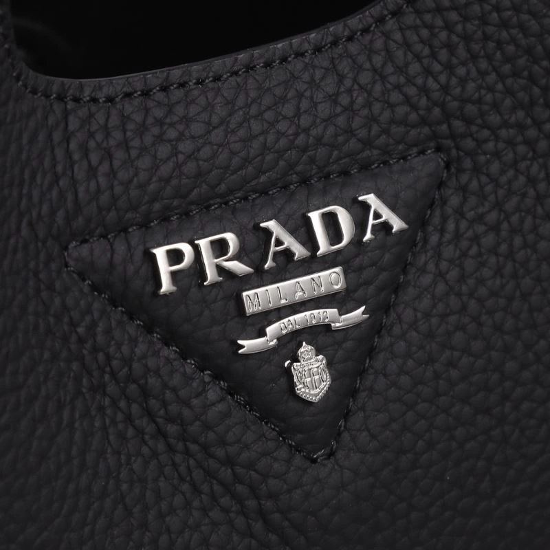 Prada Shopping Bags Effortless 87137