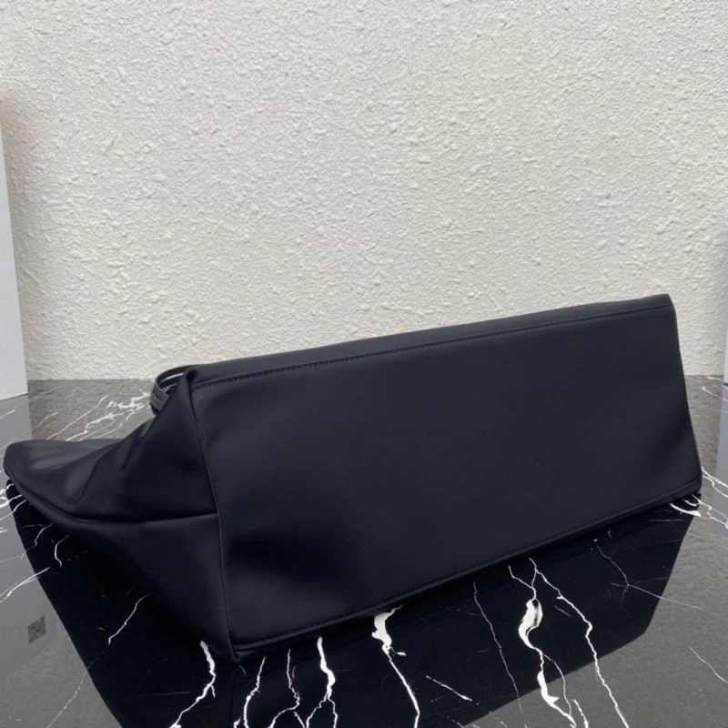 Casual Prada Shopping Bags 75003