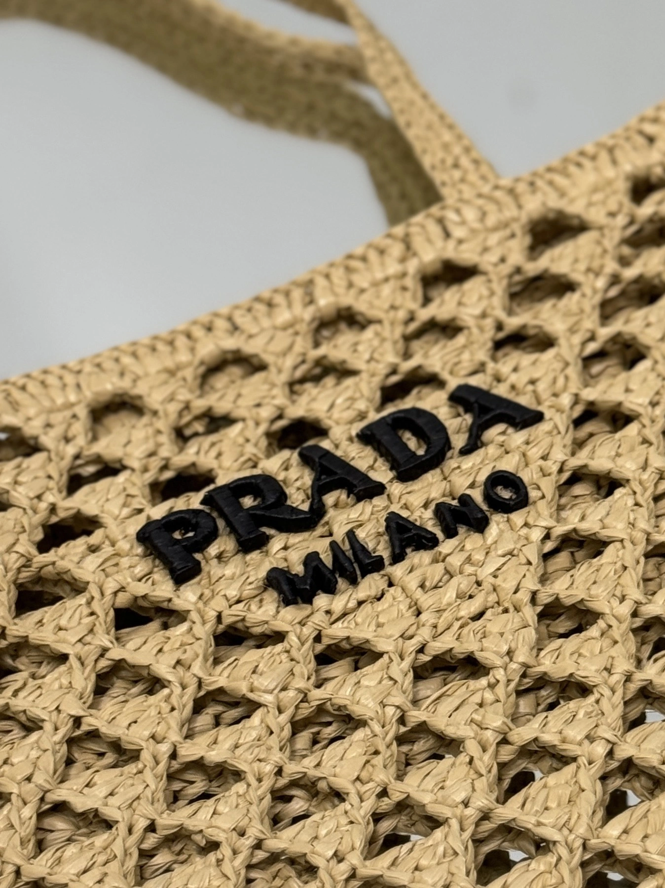 Neat Prada Shopping Bags 73652