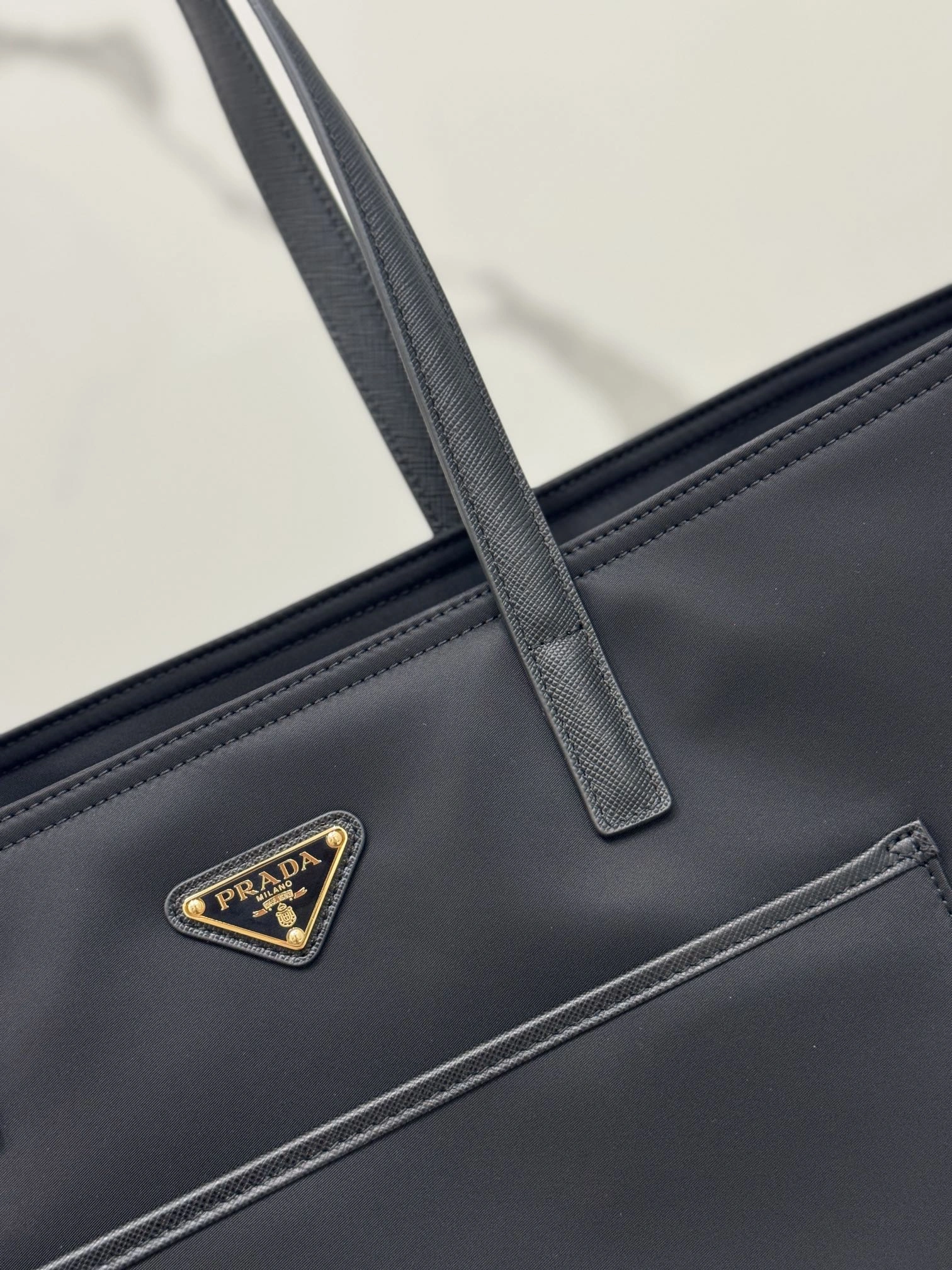 Prada Shopping Bags UrbanStyle 73646