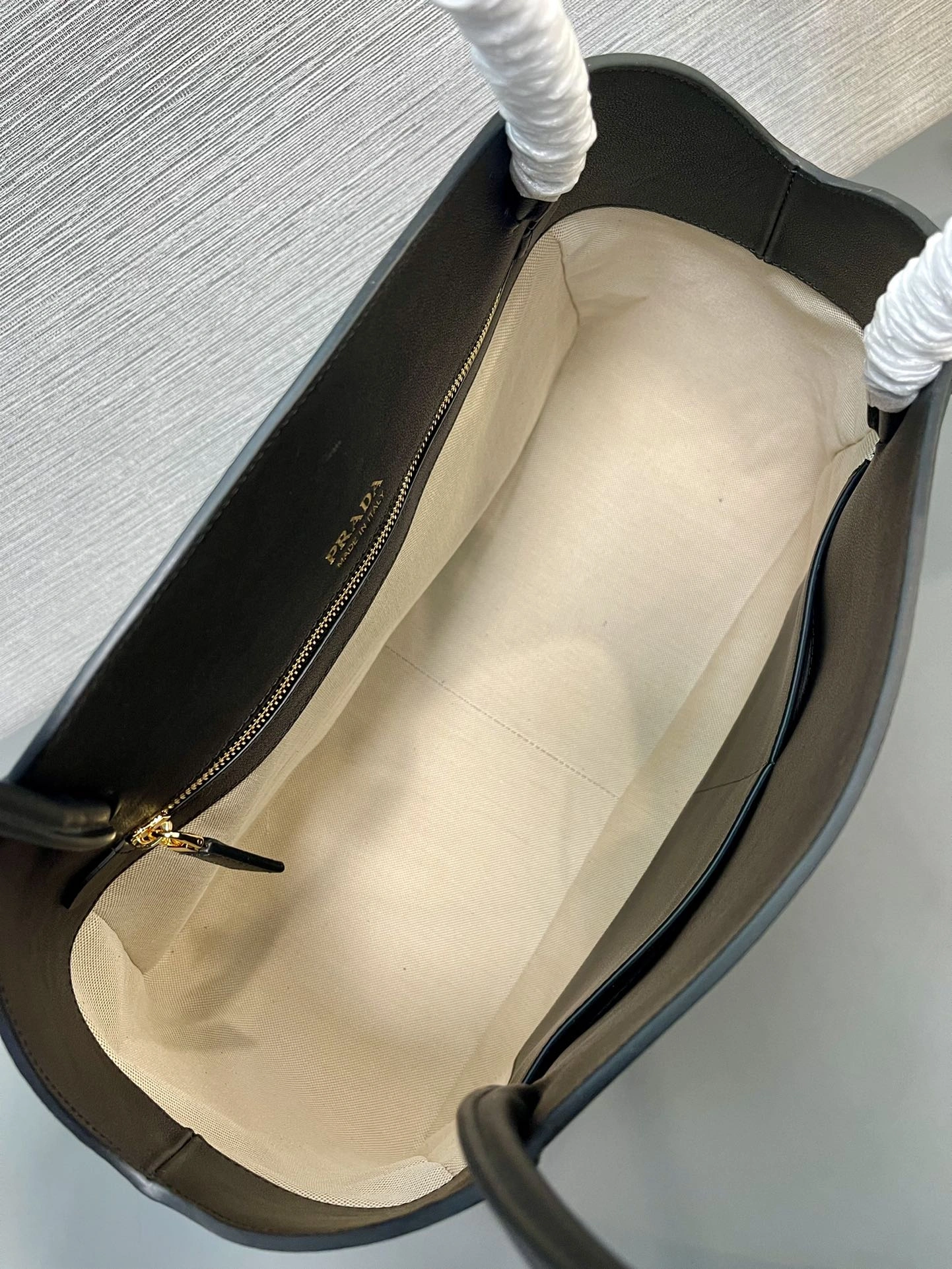 Trendy Prada Shopping Bags 71644