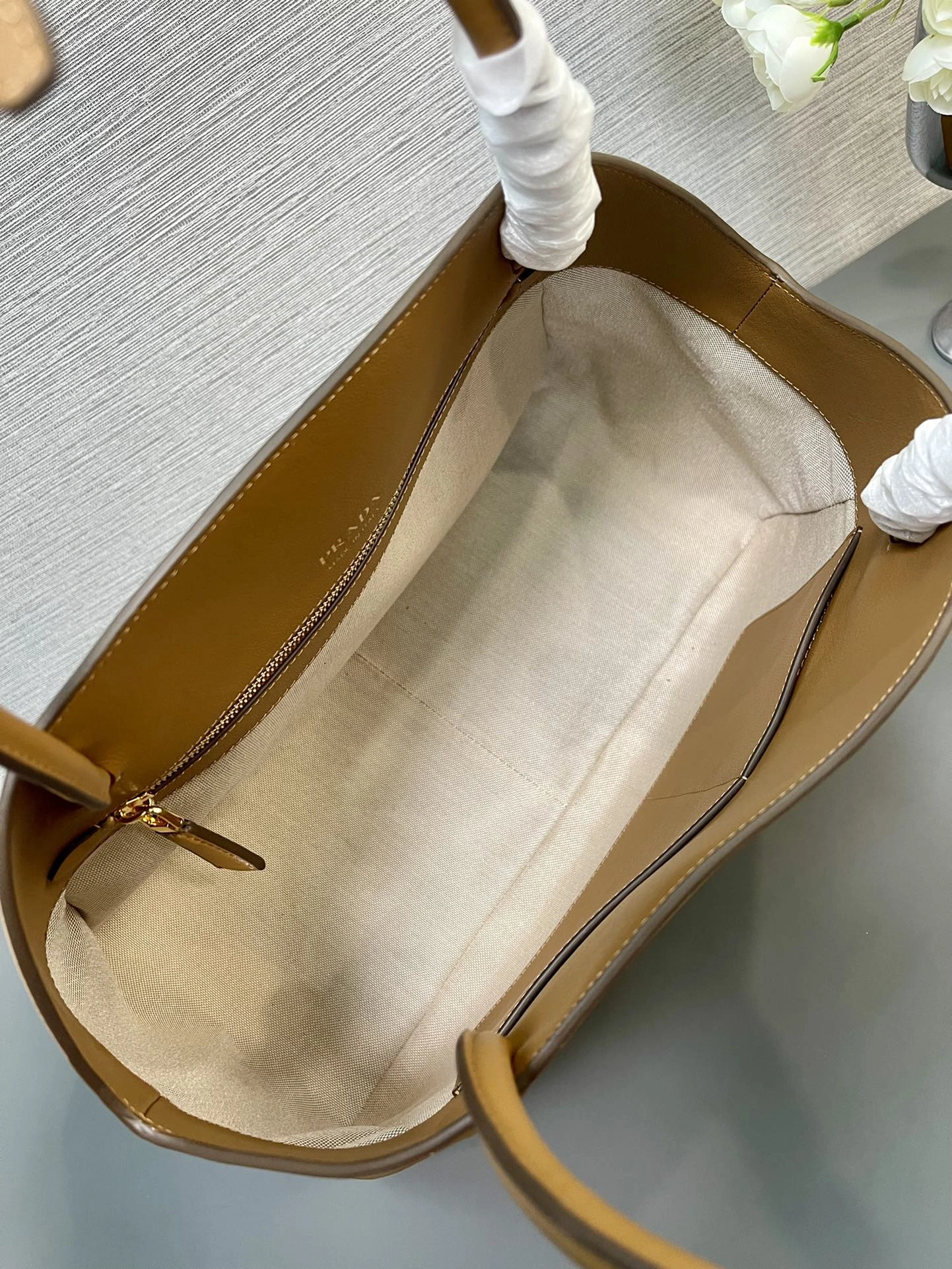 Prada Shopping Bags Compact 71648