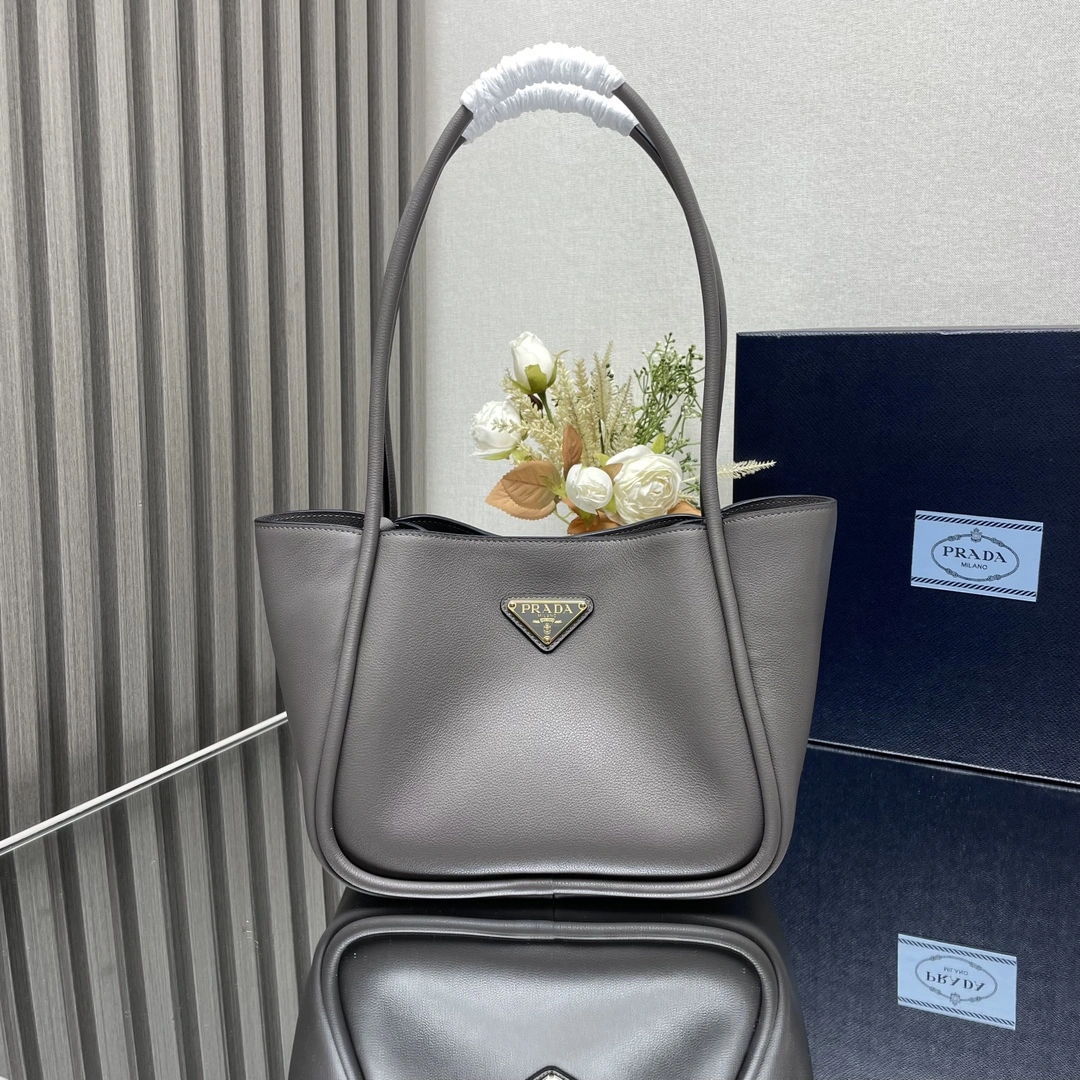 Prada Shopping Bags Modern 71669