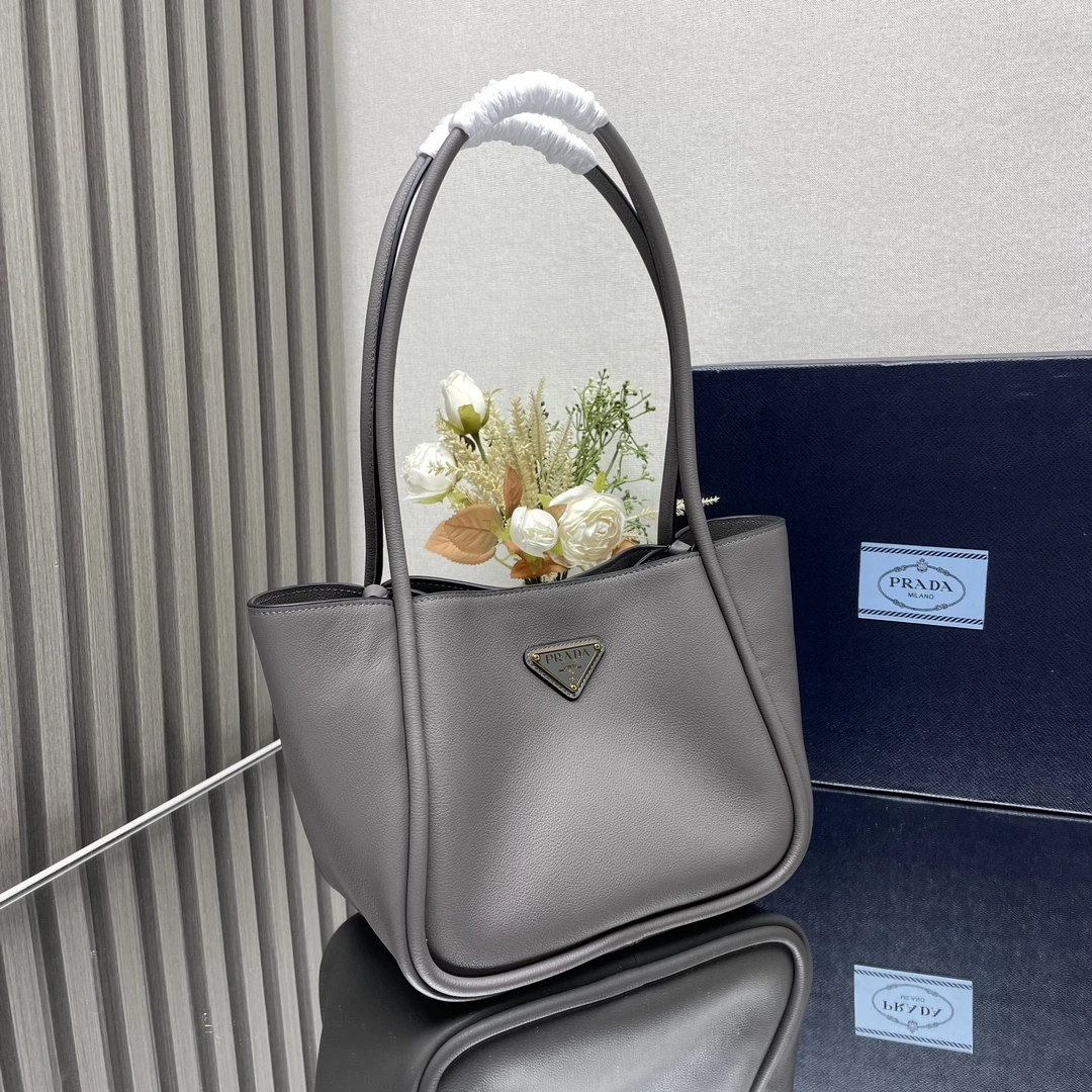 Prada Shopping Bags Modern 71669
