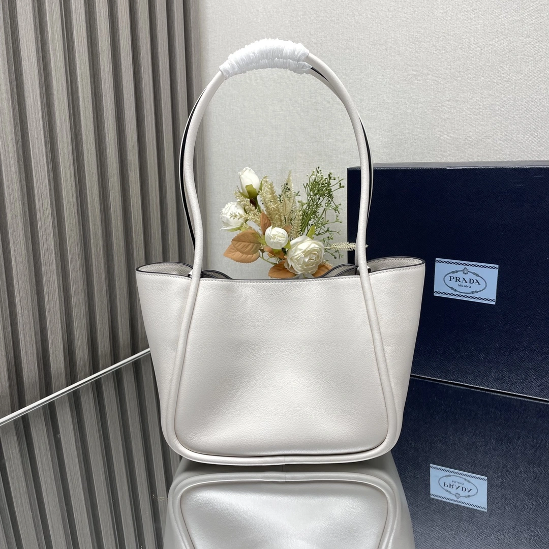 Prada Shopping Bags Affordable 71636